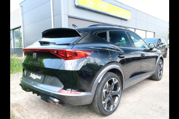 CUPRA Formentor 1.4 e-Hybrid VZ Performance 245 PK | Wegklapbare trekhaak | Elek. klep | Stuur & Stoelverwarming | Camera | Adaptive cruise control | Memory seats