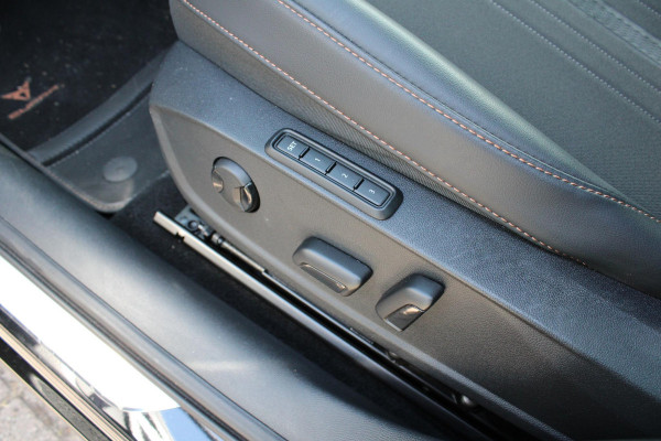 CUPRA Formentor 1.4 e-Hybrid VZ Performance 245 PK | Wegklapbare trekhaak | Elek. klep | Stuur & Stoelverwarming | Camera | Adaptive cruise control | Memory seats