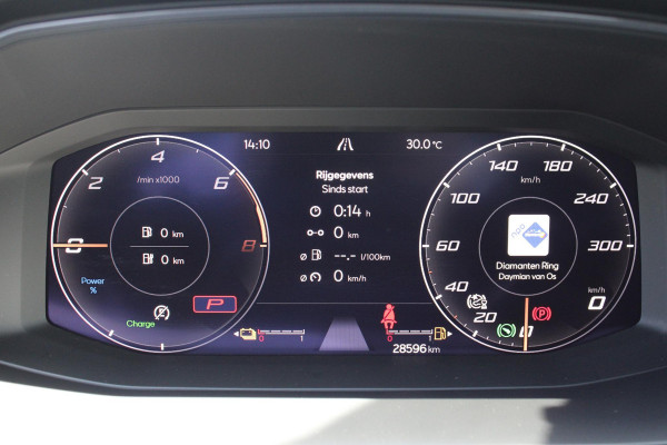CUPRA Formentor 1.4 e-Hybrid VZ Performance 245 PK | Wegklapbare trekhaak | Elek. klep | Stuur & Stoelverwarming | Camera | Adaptive cruise control | Memory seats