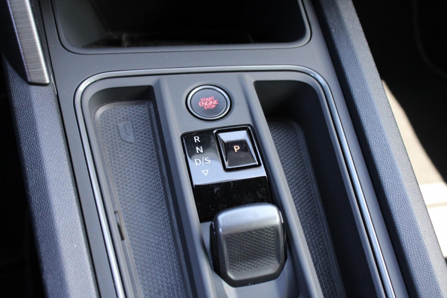 CUPRA Formentor 1.4 e-Hybrid VZ Performance 245 PK | Wegklapbare trekhaak | Elek. klep | Stuur & Stoelverwarming | Camera | Adaptive cruise control | Memory seats