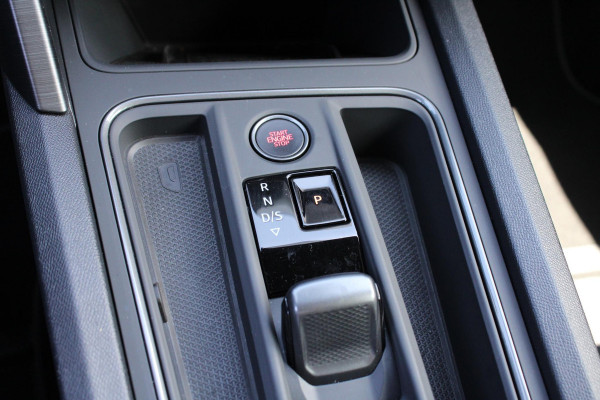 CUPRA Formentor 1.4 e-Hybrid VZ Performance 245 PK | Wegklapbare trekhaak | Elek. klep | Stuur & Stoelverwarming | Camera | Adaptive cruise control | Memory seats
