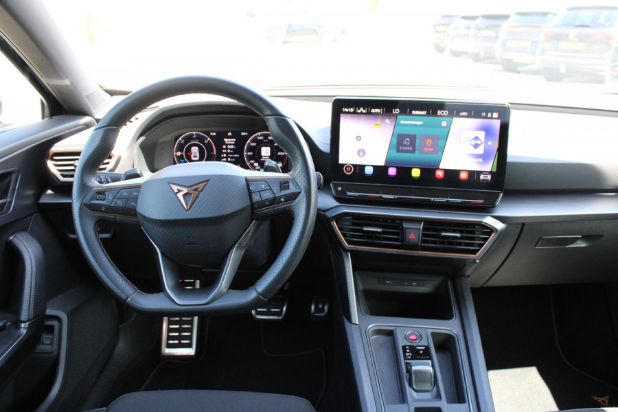 CUPRA Formentor 1.4 e-Hybrid VZ Performance 245 PK | Wegklapbare trekhaak | Elek. klep | Stuur & Stoelverwarming | Camera | Adaptive cruise control | Memory seats