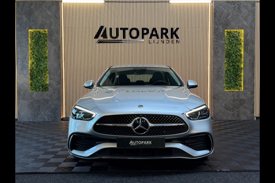Mercedes-Benz C-Klasse 180 AMG Line GARANTIE|CAMERA|DODEHOEK|KEYLESS|19INCH|DEALER ONDERHOUDEN|2022