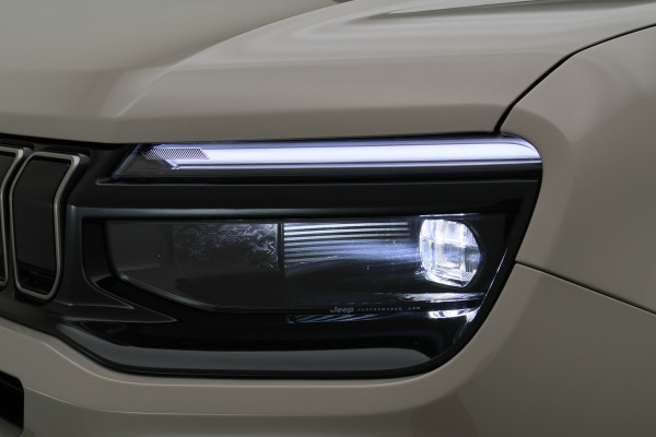 Jeep Avenger Summit 54 kWh Camera, Apple Carplay, LED, ACC, Dodehoeksensor, 18"