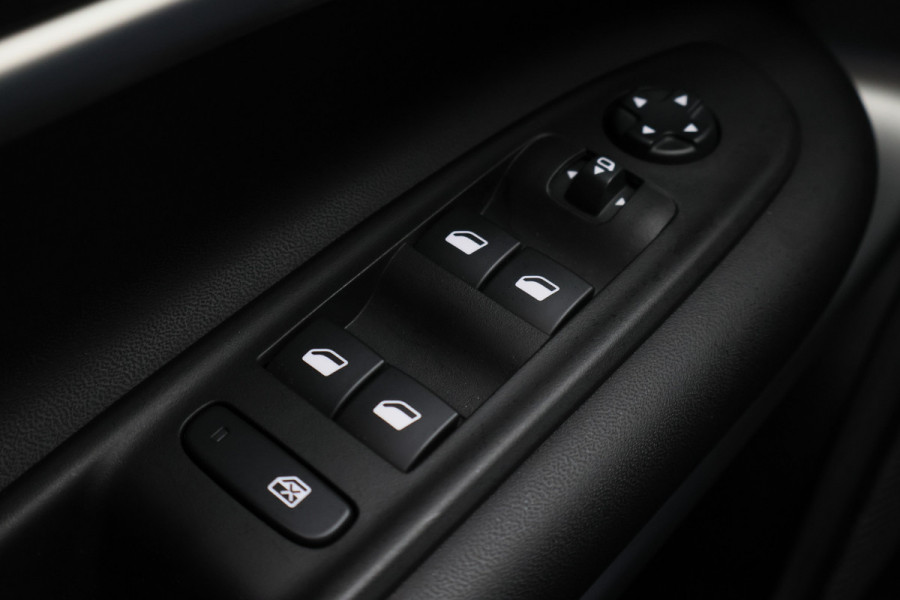 Jeep Avenger Summit 54 kWh Camera, Apple Carplay, LED, ACC, Dodehoeksensor, 18"