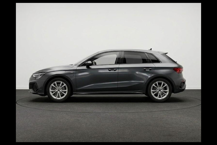 Audi A3 Sportback S edition 40 TFSI 204 pk | Optiekpakket zwart plus | Lichtpakket plus ambient light | Trekhaak | achteruitrijcamera |