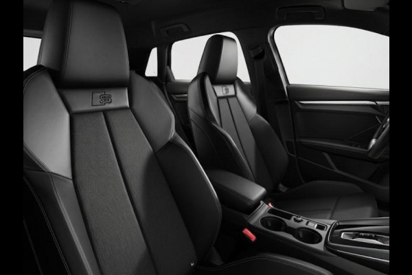 Audi A3 Sportback S edition 40 TFSI e 204 pk | Comfortpakket plus |  Lichtpakket plus ambient light | Trekhaak | S-int. zwart leder-kunstleder |