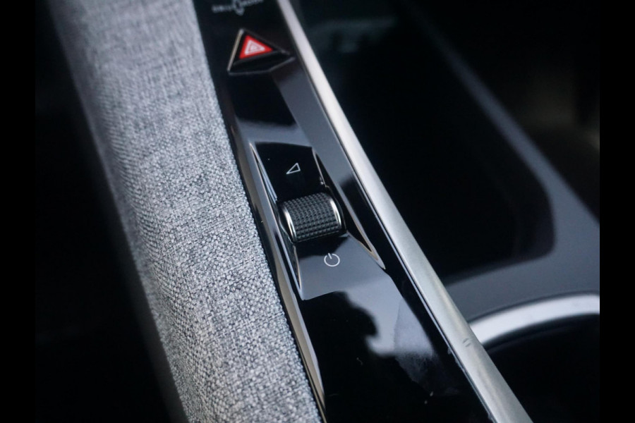 Peugeot 3008 1.2 Hybrid 145 Allure Winterpakket