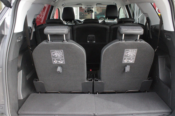 Peugeot 5008 1.6 180PK AUTOMAAT ALLURE PACK BUSINESS | AFNEEMBARE TREKHAAK |  CAMERA VOOR + ACHTER | FOCAL AUDIO SYSTEM | ELEKTRISCH BEDIENBARE ACHTERKLEP | DAB+ RADIO | NAVIGATIE | APPLE CARPLAY/ANDROID AUTO | LANE ASSIST | CLIMATE CONTROL | DODEHOEK DETECTIE | CRUISE CONTROL | KEYLESS ENTRY/START | DRAADLOZE TELEFOONLADER | PARKEERSENSOREN VOOR + ACHTER |