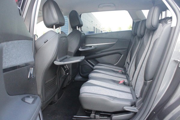 Peugeot 5008 1.6 180PK AUTOMAAT ALLURE PACK BUSINESS | AFNEEMBARE TREKHAAK |  CAMERA VOOR + ACHTER | FOCAL AUDIO SYSTEM | ELEKTRISCH BEDIENBARE ACHTERKLEP | DAB+ RADIO | NAVIGATIE | APPLE CARPLAY/ANDROID AUTO | LANE ASSIST | CLIMATE CONTROL | DODEHOEK DETECTIE | CRUISE CONTROL | KEYLESS ENTRY/START | DRAADLOZE TELEFOONLADER | PARKEERSENSOREN VOOR + ACHTER |