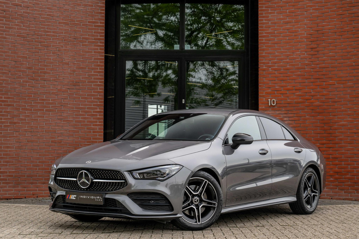 Mercedes-Benz CLA-Klasse 200 AMG Line Multibeam Sfeerverlicht. Orig NL Auto