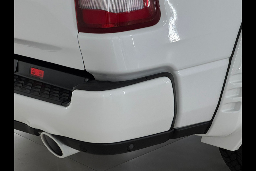 Dodge Ram Pick Up 1500 5.7 V8 Widebody Full Options incl LPG deksel White Edition