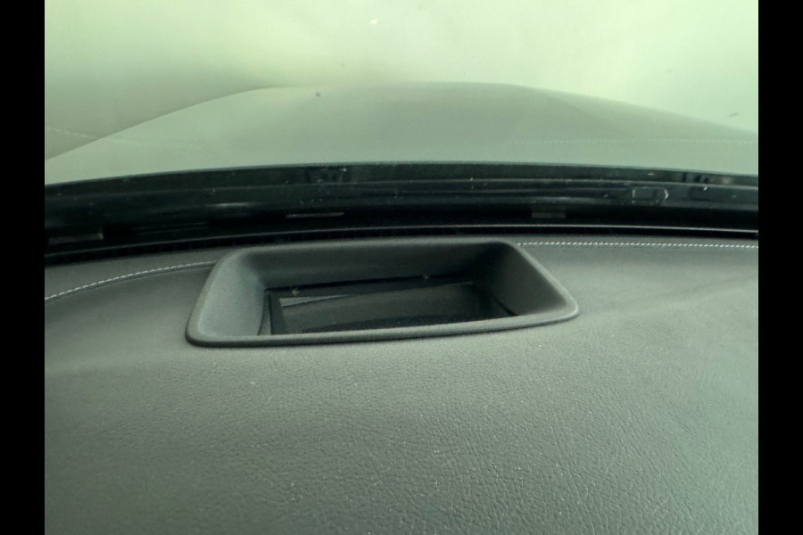 Mercedes-Benz C-Klasse 300 AMG Pano|Memory|Burmester|HuD|Cam