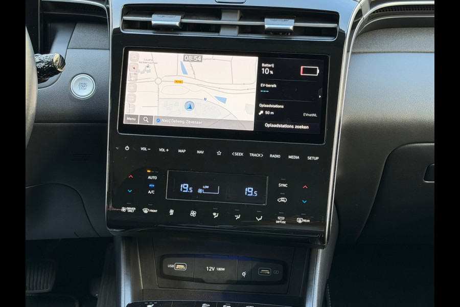 Hyundai Tucson 1.6 T-GDI PHEV 265 Pk Comfort 4WD | Bicolor | Navigatie | Camera | Clima | Cruise | Keyless | 19".