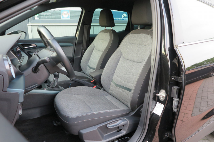Seat Arona 1.0 TSI 70KW 95PK Xperience Connect,Led Matrix , Virtual cockpit, Keyless, Adaptive cruise, PDC, 18" LMV , Navi,App / smartlink , Bleutooth , DAB+ etc. Dealer onderhouden .