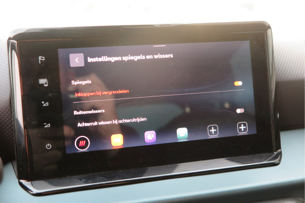 Seat Arona 1.0 TSI 70KW 95PK Xperience Connect,Led Matrix , Virtual cockpit, Keyless, Adaptive cruise, PDC, 18" LMV , Navi,App / smartlink , Bleutooth , DAB+ etc. Dealer onderhouden .