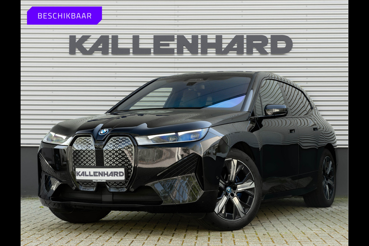 BMW iX xDrive50 - Luchtvering - Sportpakket - Driving + Parking Ass Prof