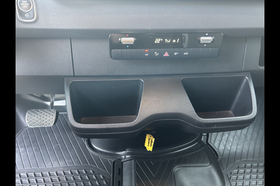 Mercedes-Benz Sprinter 315 CDI L2 H2 RWD PRO / 2800KG Trekhaak / LED / MBUX / Navigatie / Camera / Cruise control / Airco