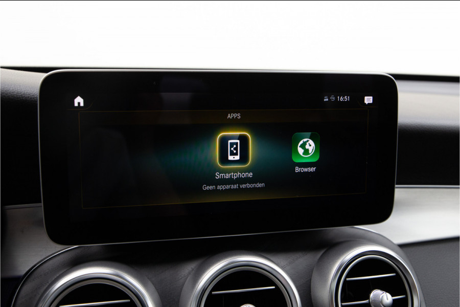 Mercedes-Benz GLC 300d 4MATIC Premium AMG, Distronic, Pano, Trekhaak, Digital Cockpit, Nightpakket, Facelift