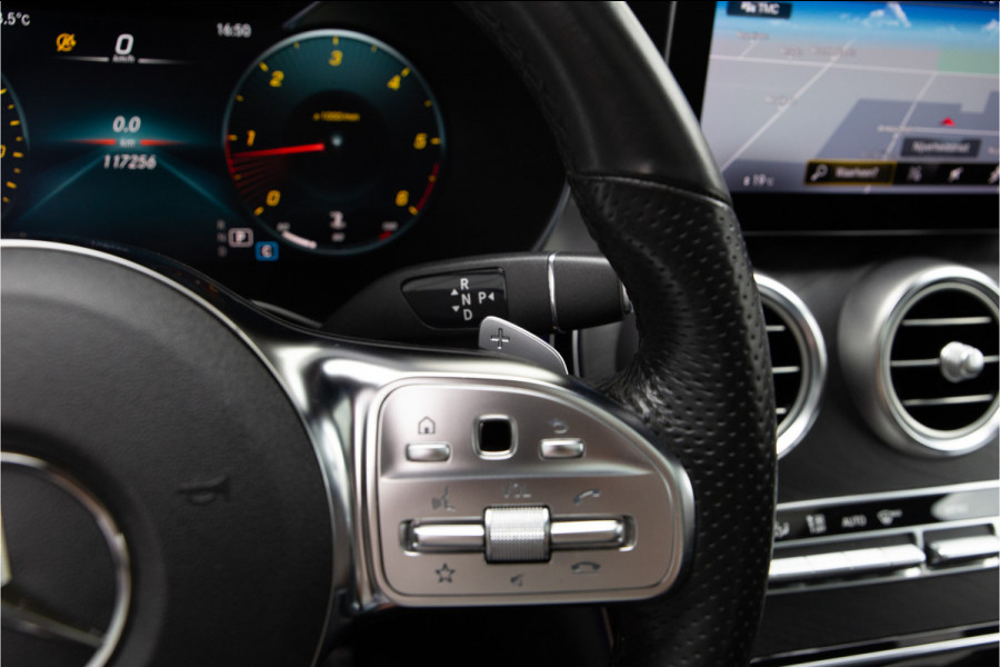 Mercedes-Benz GLC 300d 4MATIC Premium AMG, Distronic, Pano, Trekhaak, Digital Cockpit, Nightpakket, Facelift
