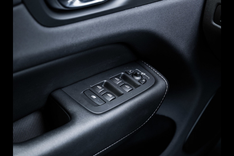 Volvo XC60 2.0 Recharge T6 AWD Inscription | Pano | H&K | Stoelventilatie