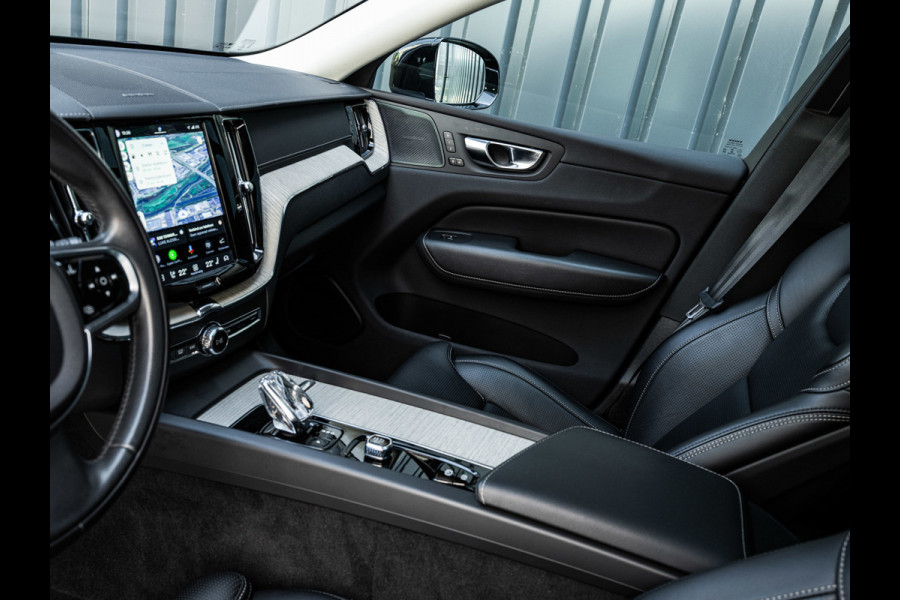Volvo XC60 2.0 Recharge T6 AWD Inscription | Pano | H&K | Stoelventilatie