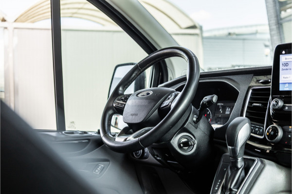 Ford Transit Custom 320 2.0 TDCI L2H1 Limited DC | Marge | BTW Vrij | Dubbel cabine | CarPlay | Camera | Lederen bekleding | Elek stoelen | Trekhaak | Nieuwe APK