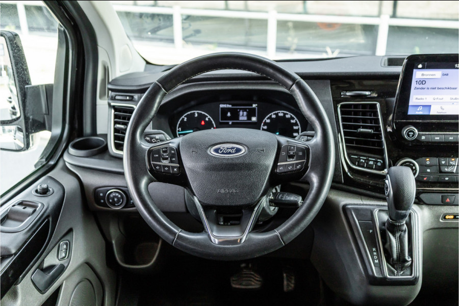 Ford Transit Custom 320 2.0 TDCI L2H1 Limited DC | Marge | BTW Vrij | Dubbel cabine | CarPlay | Camera | Lederen bekleding | Elek stoelen | Trekhaak | Nieuwe APK