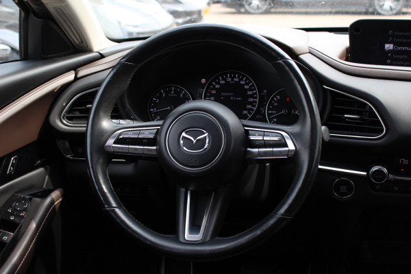 Mazda CX-30 2.0 e-SkyActiv-X M Hybrid Luxury / NL Auto! / Full option! / Trekhaak / Schuifdak / 360Camera / Head-up / Leder / Keyless / 18'' / CarPlay / Bose / Stuur+Stoelverwarming / Dodehoek / DAB / ACC