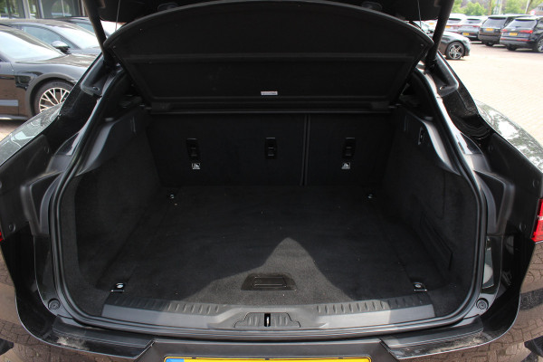 Jaguar I-PACE EV400 First Edition 90 kWh / SoH 82% / Full option! / Panoramadak / 360Camera / Head-up / 20'' / Luchtvering / Leder / Meridian / Stoel+Stuurverwarming / 4zone Airco / DAB / Dodehoek / ACC