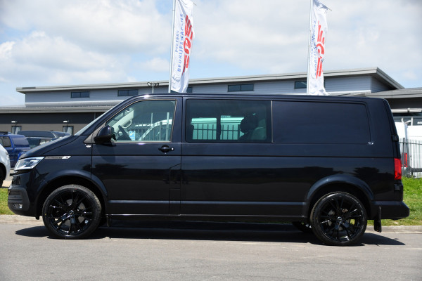 Volkswagen Transporter 2.0 TDI L2H1 DC 4Motion Black Edition Camera, Adaptieve Cruise, Carplay, LED, 4x4, Stoelverwarming, Automaat, Trekhaak, 199pk, Uniek!