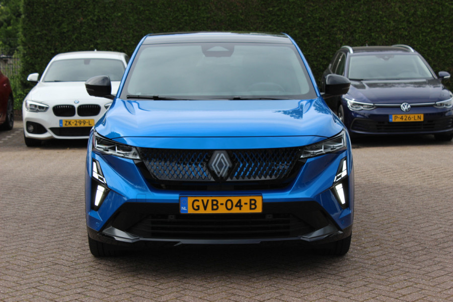 Renault Rafale 1.2 E-Tech full hybrid 200 esprit Alpine / NL Auto! / Panoramadak / 360Camera / Head-up / Harman Kardon / Matrix LED / Elektr. Stoelen / Stuur+Stoelverwarming / Dodehoek / DAB / ACC