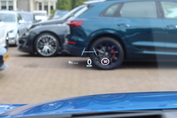 Renault Rafale 1.2 E-Tech full hybrid 200 esprit Alpine / NL Auto! / Panoramadak / 360Camera / Head-up / Harman Kardon / Matrix LED / Elektr. Stoelen / Stuur+Stoelverwarming / Dodehoek / DAB / ACC