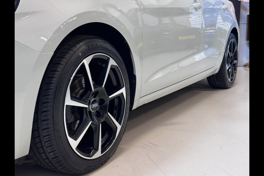 Audi A1 Sportback 25 TFSI Advanced edition | LED | CARPLAY | STOELVERWARMING