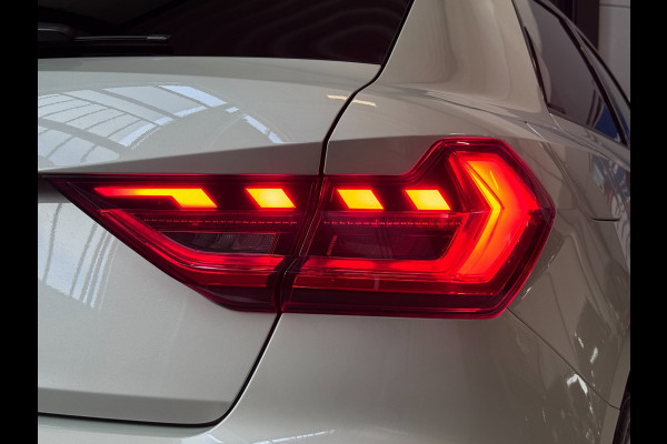 Audi A1 Sportback 25 TFSI Advanced edition | LED | CARPLAY | STOELVERWARMING