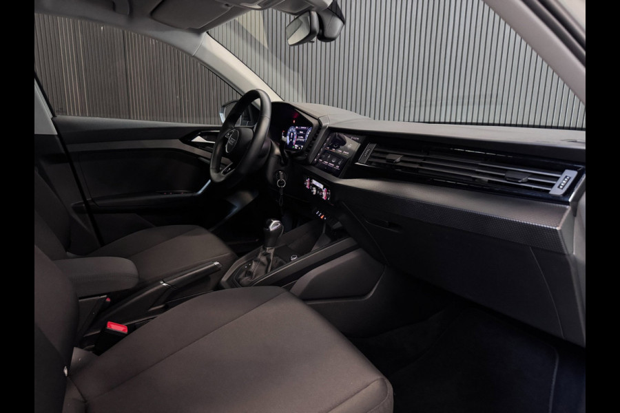 Audi A1 Sportback 25 TFSI Advanced edition | LED | CARPLAY | STOELVERWARMING