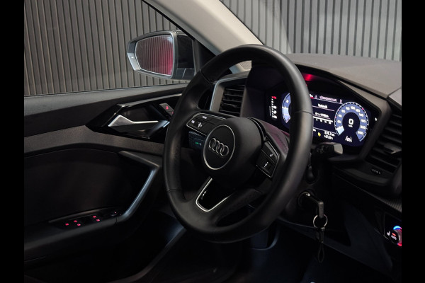 Audi A1 Sportback 25 TFSI Advanced edition | LED | CARPLAY | STOELVERWARMING