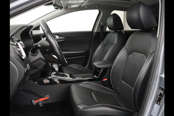 Kia Xceed 1.6 GDi PHEV ExecutiveLine | Panoramadak | Stoelventilatie | Leder | Adaptive cruise | Camera | Achterbankverwarming | Memory | Side Assist | Navigatie | Keyless | Full LED | Stoelverwarming | Plug In
