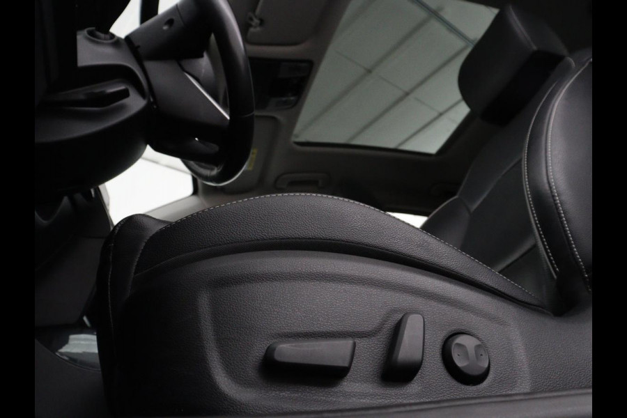 Kia Xceed 1.6 GDi PHEV ExecutiveLine | Panoramadak | Stoelventilatie | Leder | Adaptive cruise | Camera | Achterbankverwarming | Memory | Side Assist | Navigatie | Keyless | Full LED | Stoelverwarming | Plug In
