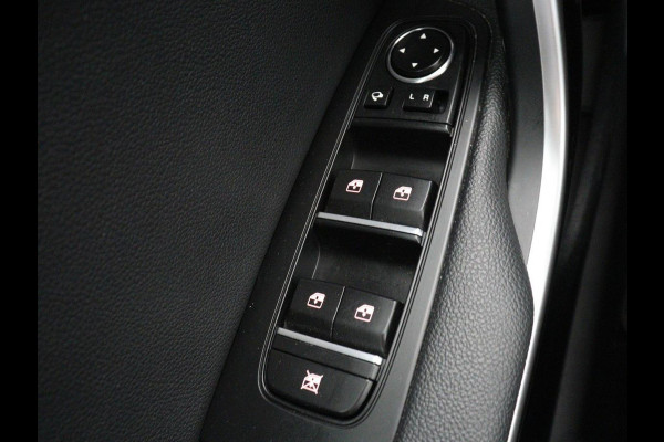 Kia Xceed 1.6 GDi PHEV ExecutiveLine | Panoramadak | Stoelventilatie | Leder | Adaptive cruise | Camera | Achterbankverwarming | Memory | Side Assist | Navigatie | Keyless | Full LED | Stoelverwarming | Plug In