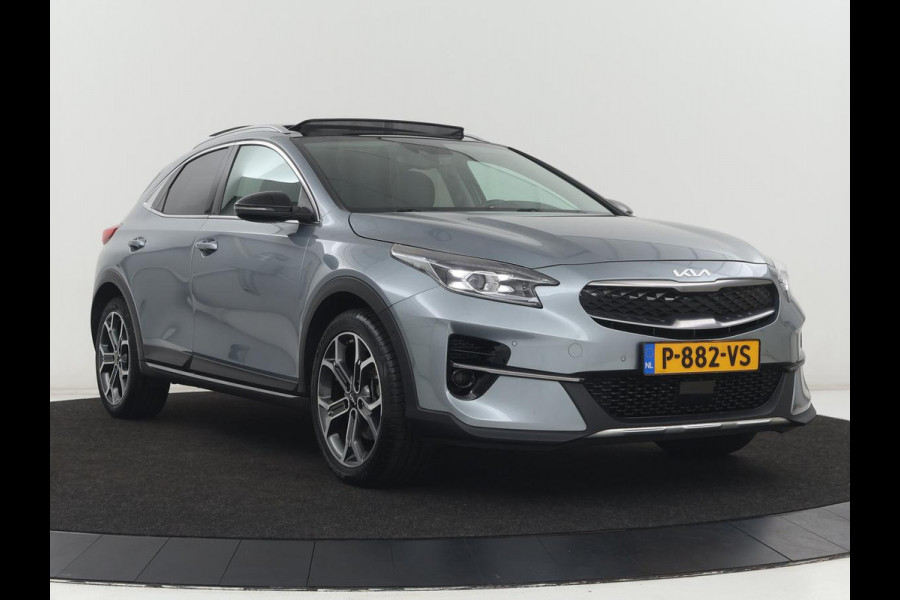 Kia Xceed 1.6 GDi PHEV ExecutiveLine | Panoramadak | Stoelventilatie | Leder | Adaptive cruise | Camera | Achterbankverwarming | Memory | Side Assist | Navigatie | Keyless | Full LED | Stoelverwarming | Plug In