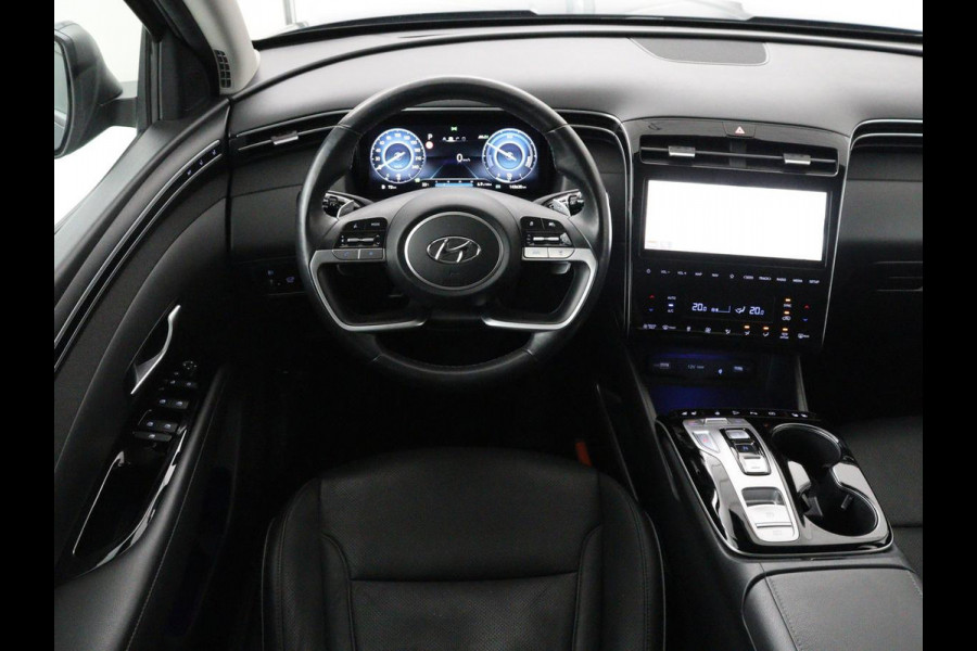 Hyundai Tucson 1.6 T-GDI PHEV Premium 4WD | SOH 96,5% | Stoelventilatie | Leder | Trekhaak | 360 Camera | Adaptive cruise | Krell Audio | Achterbankverwarming | Camera | Memory | Keyless | Plug In