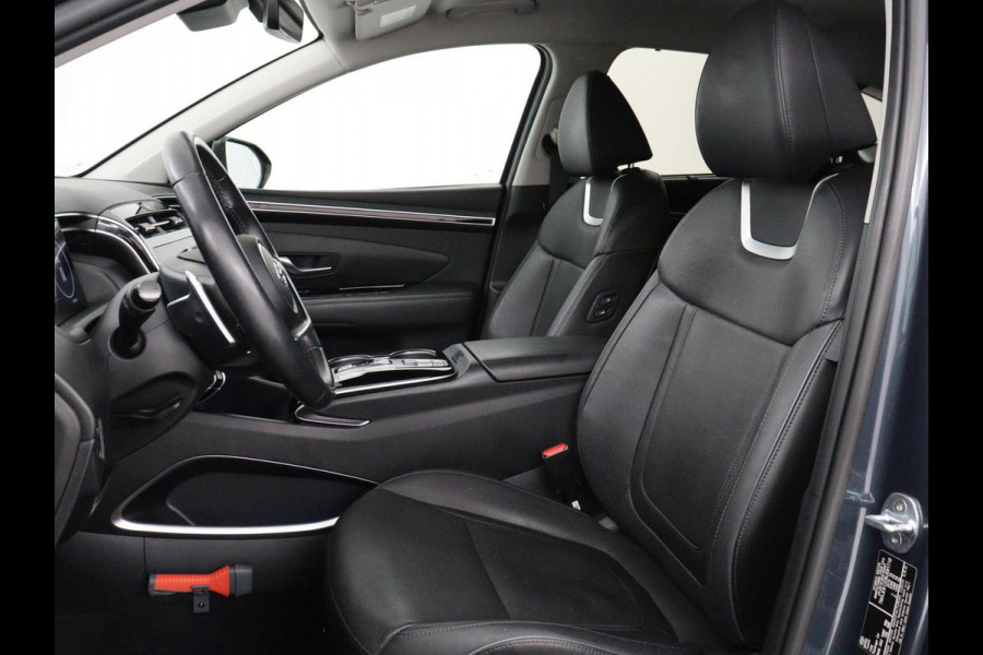 Hyundai Tucson 1.6 T-GDI PHEV Premium 4WD | SOH 96,5% | Stoelventilatie | Leder | Trekhaak | 360 Camera | Adaptive cruise | Krell Audio | Achterbankverwarming | Camera | Memory | Keyless | Plug In