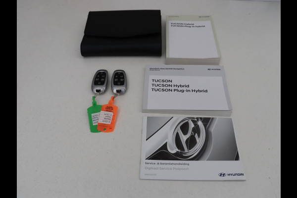 Hyundai Tucson 1.6 T-GDI PHEV Premium 4WD | SOH 96,5% | Stoelventilatie | Leder | Trekhaak | 360 Camera | Adaptive cruise | Krell Audio | Achterbankverwarming | Camera | Memory | Keyless | Plug In
