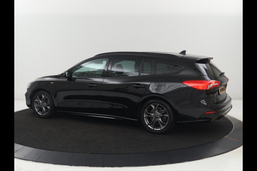 Ford Focus 1.0 EcoBoost ST Line X | Stoelverwarming | Adaptive cruise | Camera | Carplay | Stuurverwarming | Full LED | Keyless | Navigatie | Climate control | Bluetooth