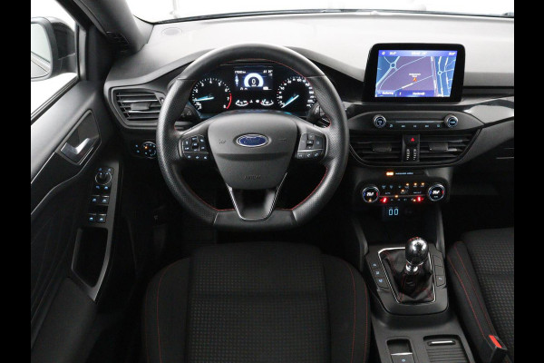 Ford Focus 1.0 EcoBoost ST Line X | Stoelverwarming | Adaptive cruise | Camera | Carplay | Stuurverwarming | Full LED | Keyless | Navigatie | Climate control | Bluetooth