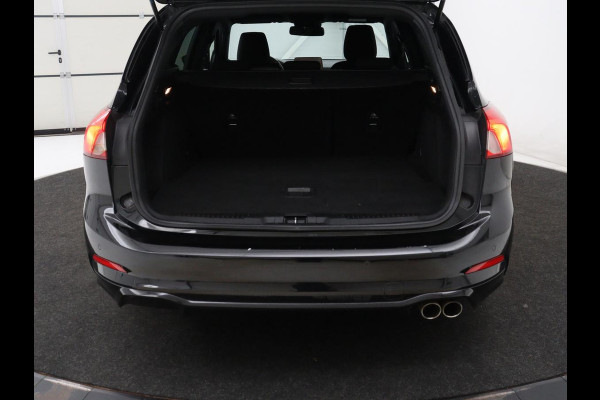 Ford Focus 1.0 EcoBoost ST Line X | Stoelverwarming | Adaptive cruise | Camera | Carplay | Stuurverwarming | Full LED | Keyless | Navigatie | Climate control | Bluetooth