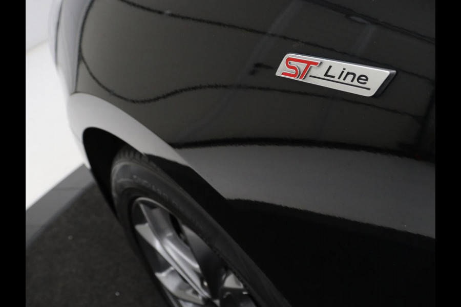 Ford Focus 1.0 EcoBoost ST Line X | Stoelverwarming | Adaptive cruise | Camera | Carplay | Stuurverwarming | Full LED | Keyless | Navigatie | Climate control | Bluetooth
