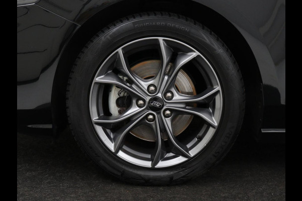 Ford Focus 1.0 EcoBoost ST Line X | Stoelverwarming | Adaptive cruise | Camera | Carplay | Stuurverwarming | Full LED | Keyless | Navigatie | Climate control | Bluetooth