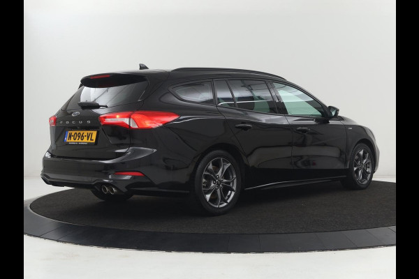 Ford Focus 1.0 EcoBoost ST Line X | Stoelverwarming | Adaptive cruise | Camera | Carplay | Stuurverwarming | Full LED | Keyless | Navigatie | Climate control | Bluetooth